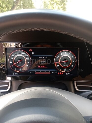 Hyundai Elantra 2023, 28,000 km - 2.0 л - Bakı
