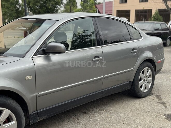 Volkswagen Passat 2001, 235,842 km - 1.8 l - Qusar