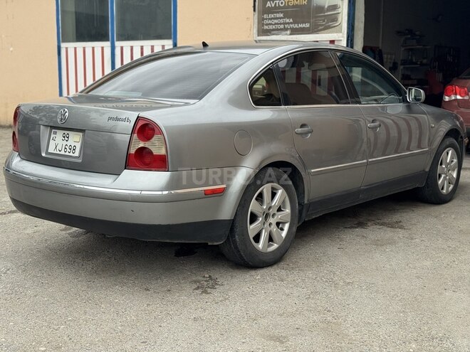 Volkswagen Passat 2001, 235,842 km - 1.8 l - Qusar