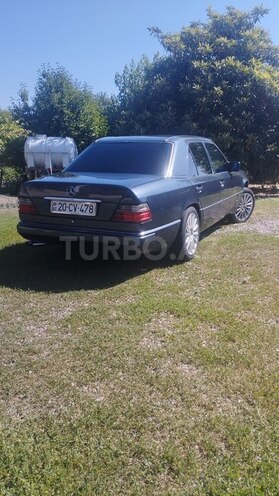 Mercedes E 200 1995, 360,980 km - 2.0 l - Gəncə