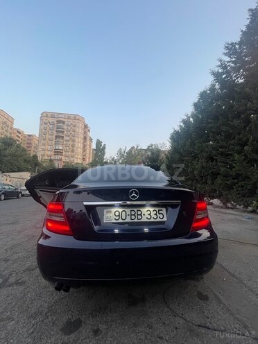 Mercedes C 200 2011, 370,011 km - 2.2 л - Bakı
