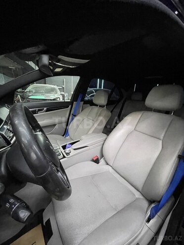 Mercedes C 200 2011, 370,011 km - 2.2 л - Bakı