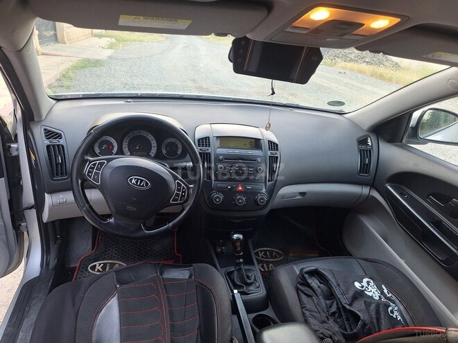 Kia  2009, 250,000 km - 1.4 l - Şəmkir