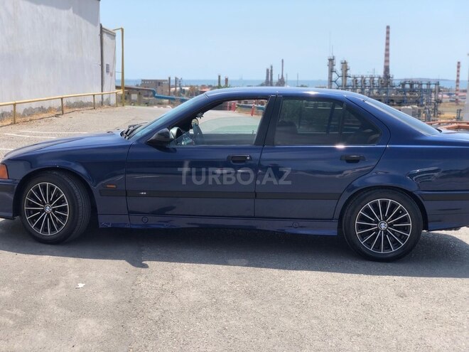 BMW 318 1995, 309,000 km - 1.8 l - Bakı