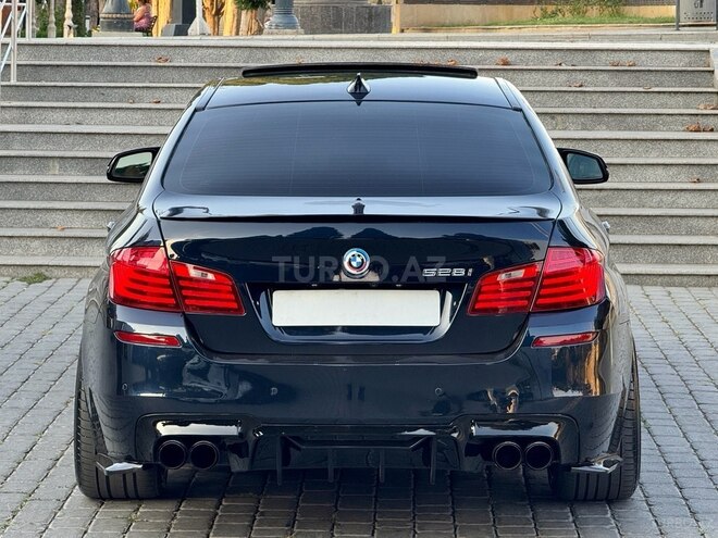 BMW 528 2015, 136,000 km - 2.0 l - Gəncə