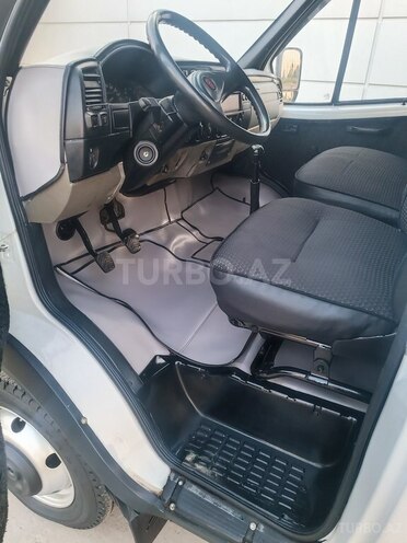GAZ 3302-744 2003, 215,000 km - 2.4 l - Sabirabad