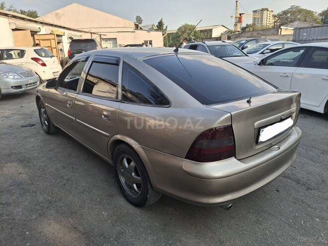 Opel Vectra 1996, 360,000 km - 1.6 l - Bakı