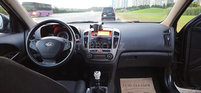 Kia  2007, 318,679 km - 1.6 l - Bakı