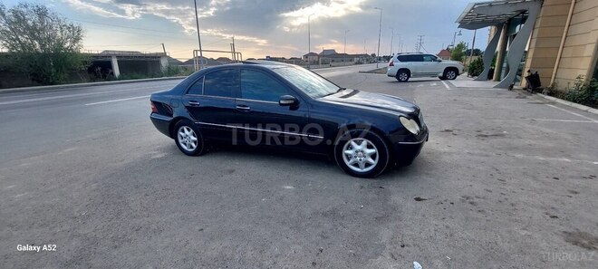 Mercedes C 200 2000, 257,150 km - 2.0 l - Bakı