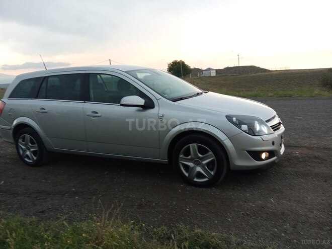 Opel Astra 2010, 297,000 km - 1.7 l - Bərdə