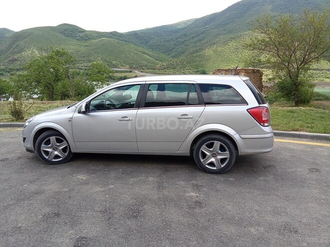 Opel Astra 2010, 297,000 km - 1.7 l - Bərdə