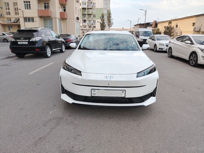Changan Qiyuan A05 2025, 0 km - 1.5 l - Bakı