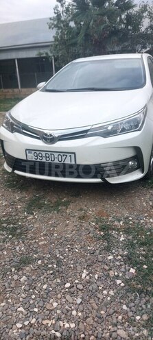 Toyota Corolla 2017, 820,000 km - 1.5 l - Ağcabədi