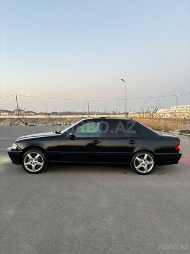 Mercedes C 180 1995, 322,143 km - 1.8 l - Bakı