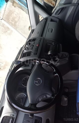 Mercedes Vito 111 2009, 350,000 km - 2.1 л - Bakı