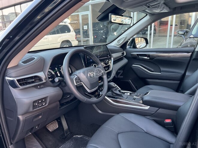 Toyota Highlander 2025, 4,915 km - 2.5 l - Bakı