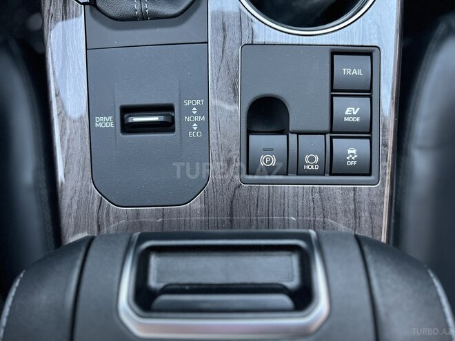 Toyota Highlander 2025, 4,915 km - 2.5 l - Bakı
