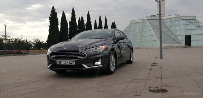 Ford Fusion (North America) 2020, 122,000 km - 1.5 л - Tovuz