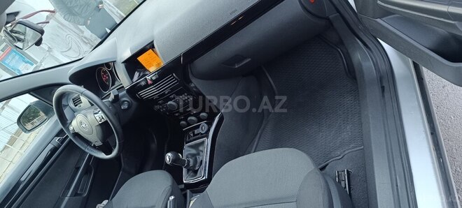 Opel Astra 2008, 297,000 km - 1.3 l - Balakən