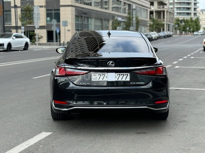 Lexus ES 300h 2023, 42,916 km - 2.5 l - Bakı