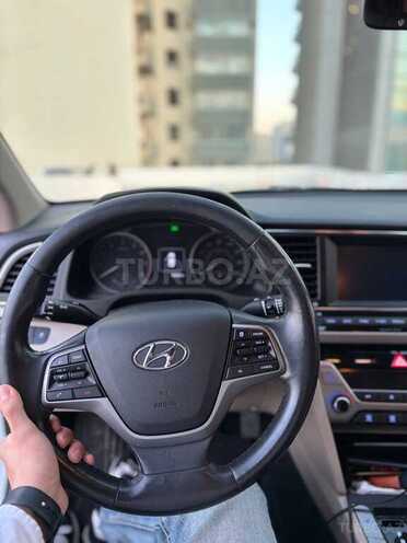 Hyundai Elantra 2018, 117,000 km - 2.0 л - Bakı