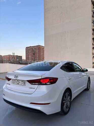 Hyundai Elantra 2018, 117,000 km - 2.0 л - Bakı