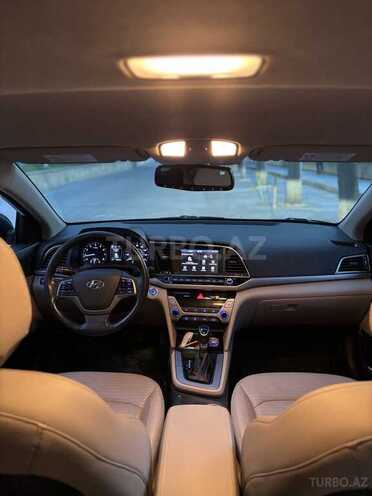 Hyundai Elantra 2018, 117,000 km - 2.0 л - Bakı
