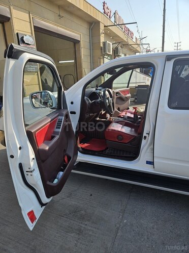 Nissan Navara 2011, 225,130 km - 2.5 l - Bakı