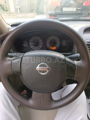 Nissan Sunny 2010, 228,394 km - 1.6 l - Bakı