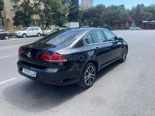 Volkswagen Passat 2017, 180,000 km - 2.0 л - Bakı