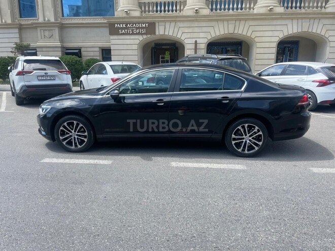 Volkswagen Passat 2017, 180,000 km - 2.0 л - Bakı