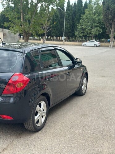 Kia Ceed 2007, 240,000 km - 1.6 l - Gəncə