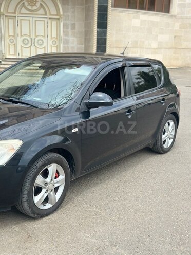 Kia Ceed 2007, 240,000 km - 1.6 l - Gəncə