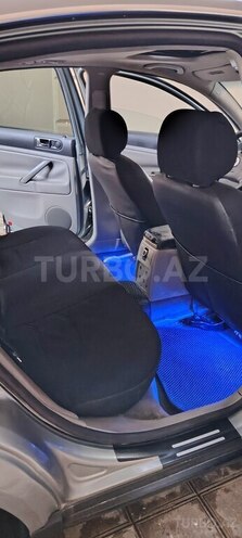 Volkswagen Passat 2004, 211,321 km - 1.8 l - Bakı