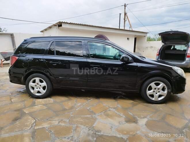 Opel Astra 2007, 256,000 km - 1.3 l - Salyan