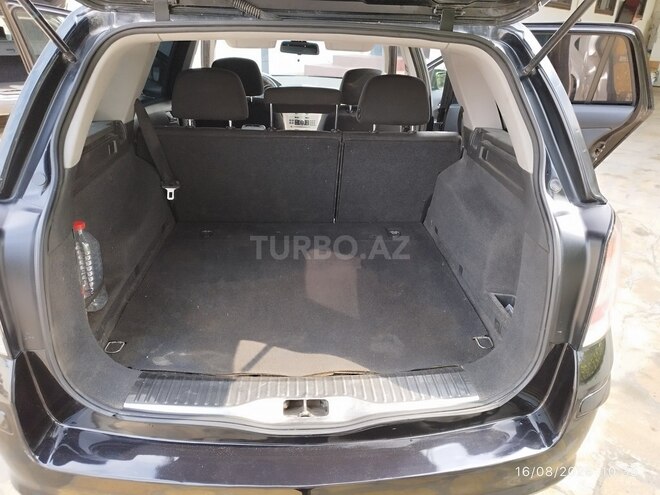 Opel Astra 2007, 256,000 km - 1.3 l - Salyan