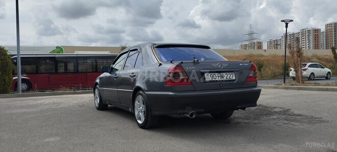 Mercedes  1995, 382,160 km - 2.0 l - Bakı