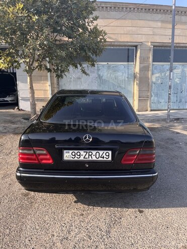 Mercedes E 240 2001, 360,000 km - 2.6 l - Bərdə