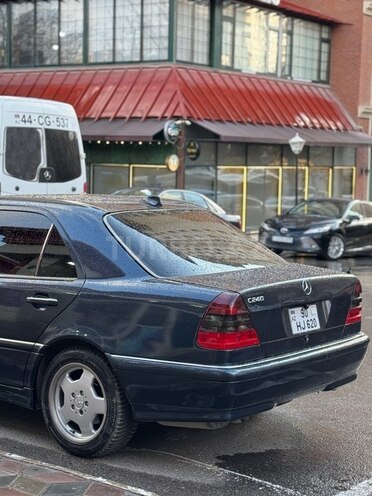 Mercedes C 240 1998, 309,000 km - 2.4 l - Bakı