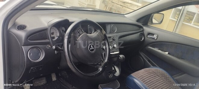 Mitsubishi Airtrek 2002, 336,145 km - 2.0 л - Sumqayıt