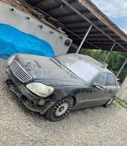 Mercedes S 320 2002, 268,452 km - 3.2 l - Quba