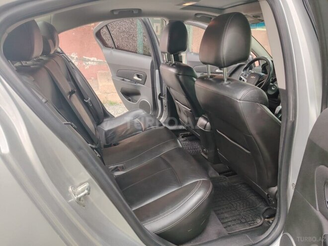 Chevrolet Cruze 2011, 259,000 km - 1.4 l - Ağcabədi