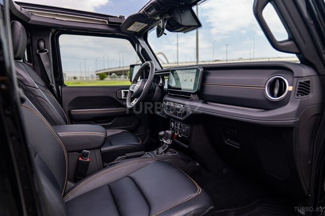 Jeep Wrangler 2024, 17,000 km - 2.0 l - Bakı
