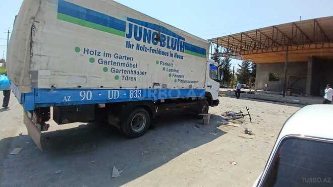 Mercedes Atego 2528 1999, 459,800 km - 4.3 l - Beyləqan