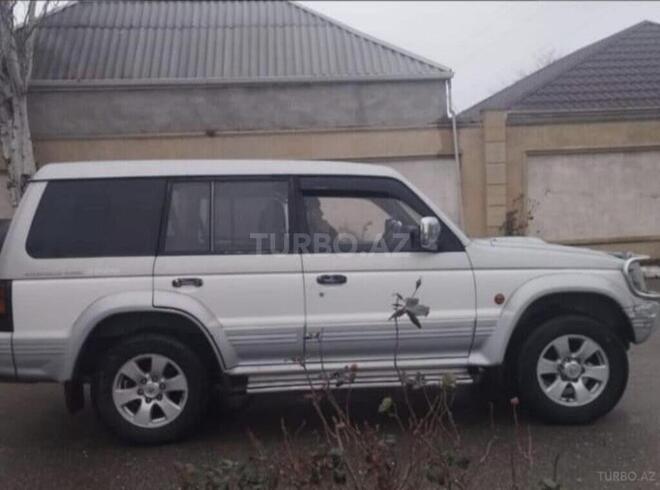 Mitsubishi Pajero 1993, 250,000 km - 2.8 л - Bakı