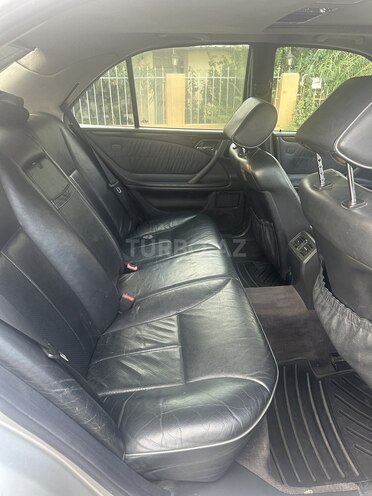 Mercedes E 240 1999, 500,000 km - 2.4 l - Göyçay