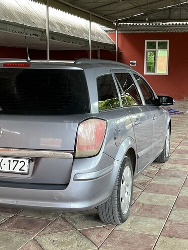 Opel Astra 2005, 300,000 km - 1.6 l - Bakı