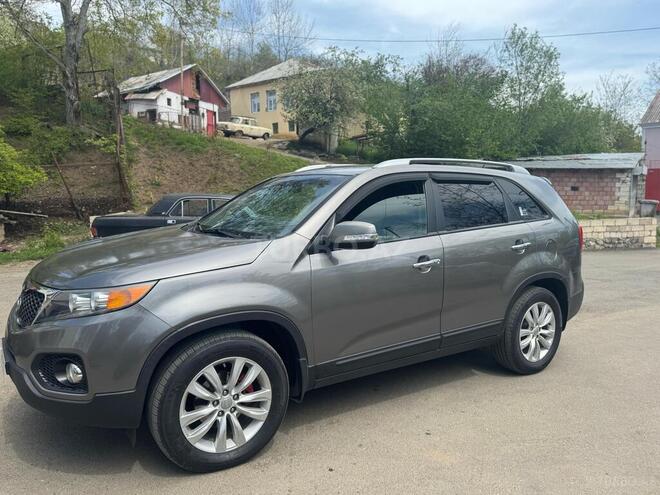 Kia Sorento 2011, 235,000 km - 2.0 l - Lerik