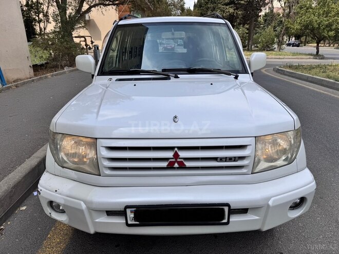 Mitsubishi Pajero io 2000, 248,000 km - 1.8 l - Bakı