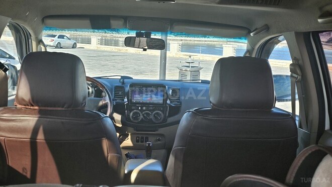 Toyota Fortuner 2011, 175,617 km - 2.7 l - Bakı